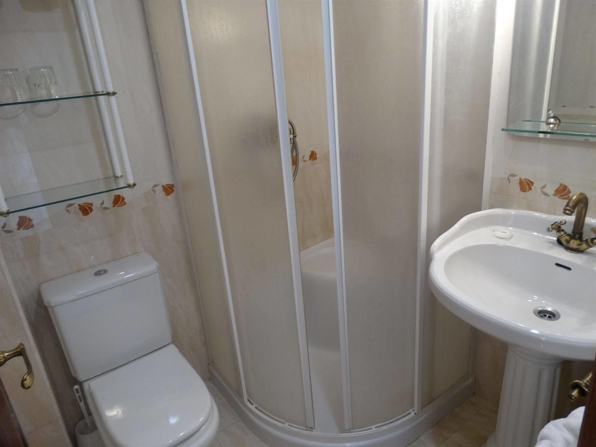 Le Petit Hotel Salamanka Zewnętrze zdjęcie